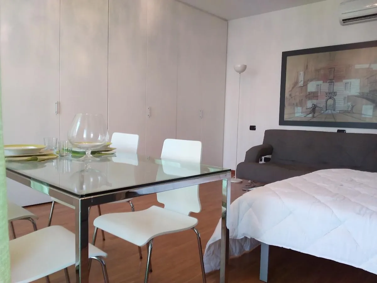 Kibilu - Via Vignola - Porta Romana - Universita Bocconi Milaan Appartement